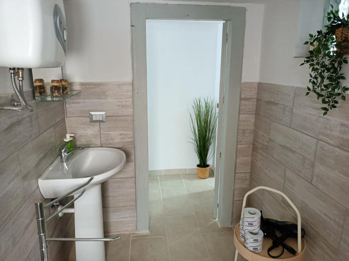 L&L House Apartment Катания Екстериор снимка